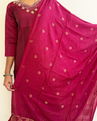 Maroon Regal Set