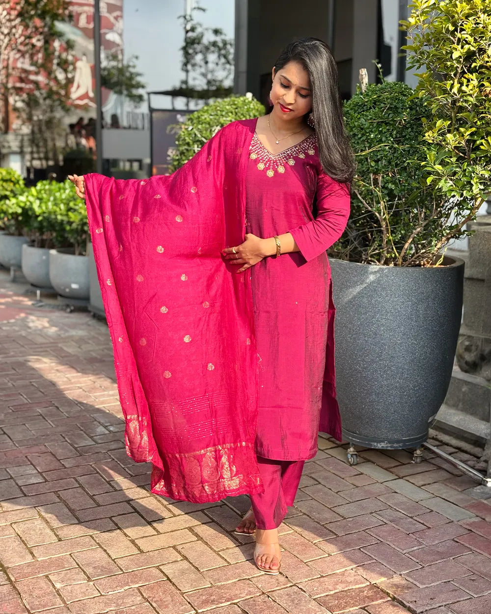 Maroon Regal Set