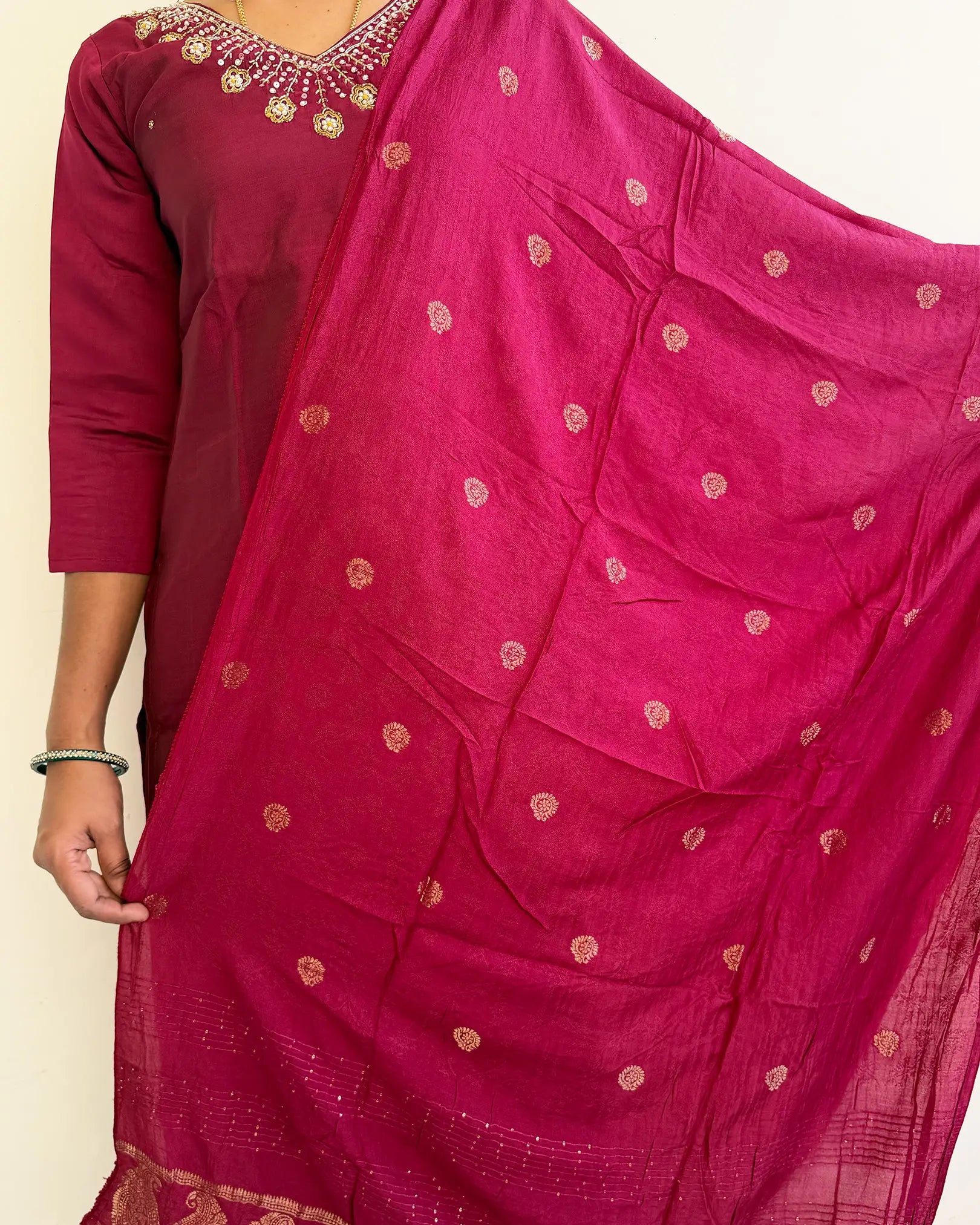 Maroon Regal Set
