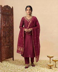 Maroon Regal Set